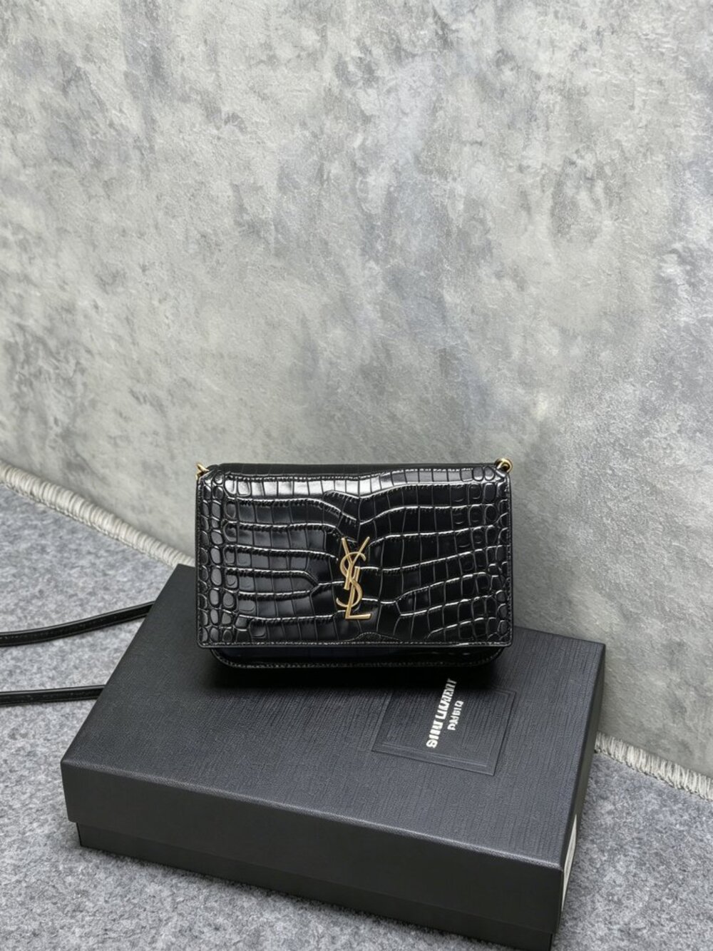 YSL KATE Medium Leather Shoulder Bag